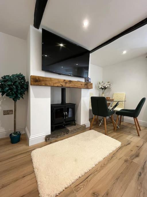 Millstone Cottage Newmillerdam Hill Top Екстер'єр фото