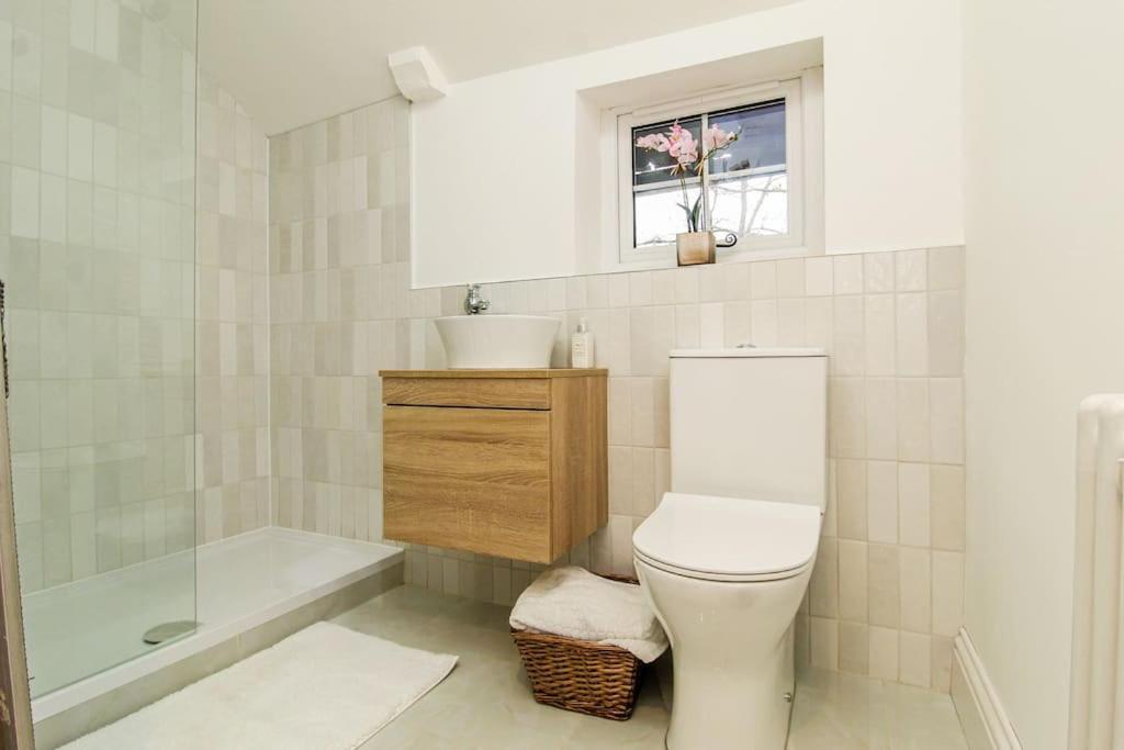 Millstone Cottage Newmillerdam Hill Top Екстер'єр фото